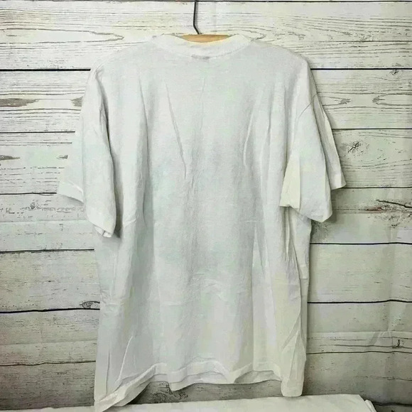 Vintage UGLY CHRISTMAS HOLLY WREATH T-SHIRT - Picture 2 of 5